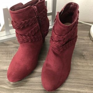 Cute burgundy boots